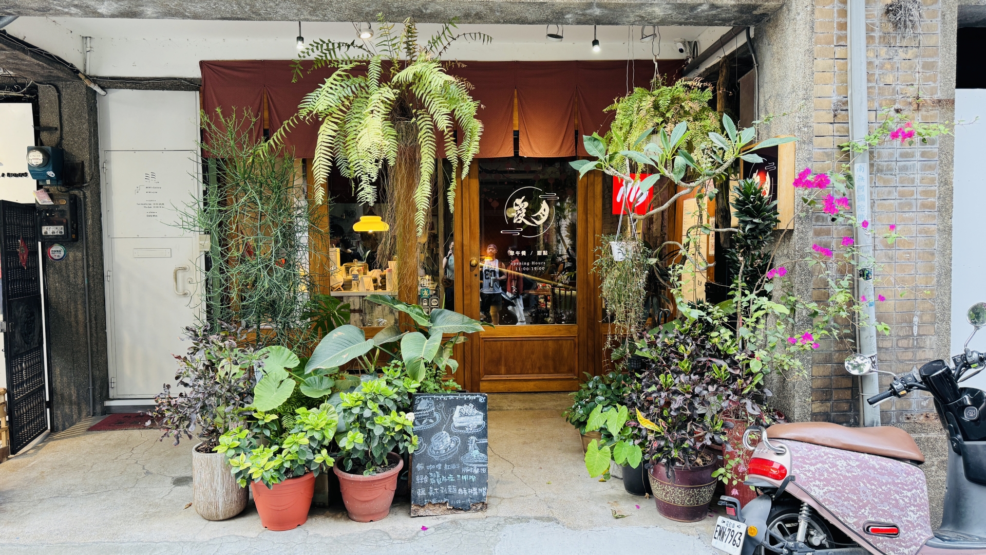 漫步咖啡館-從咖啡品味生活