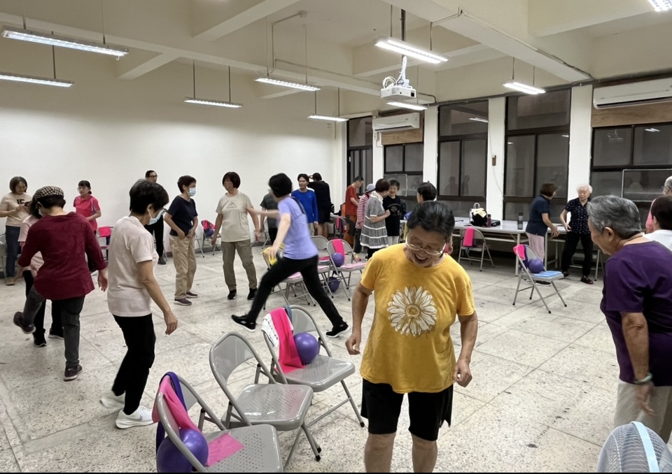 銀髮族超慢跑與肌耐力運動