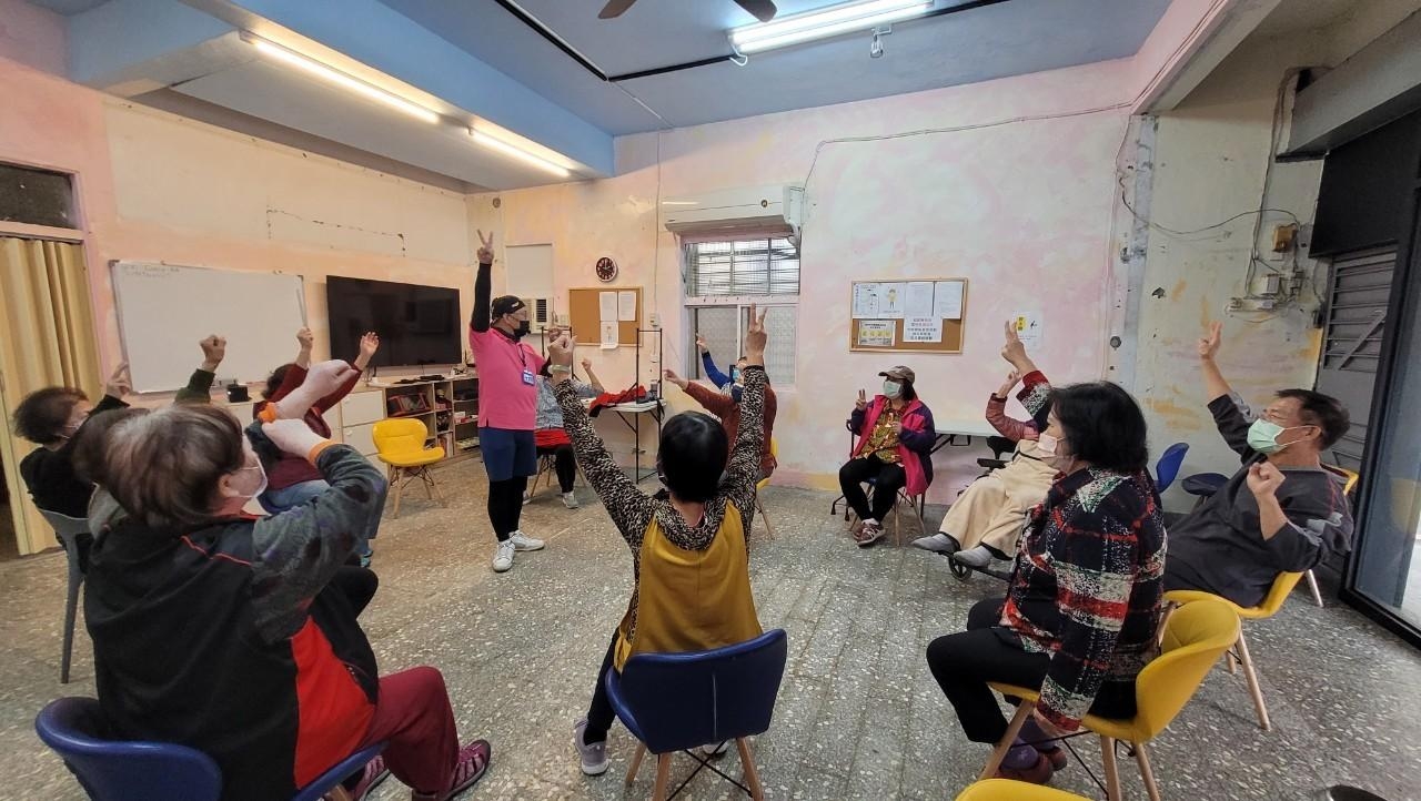 保密防跌-樂齡活躍勇骨操